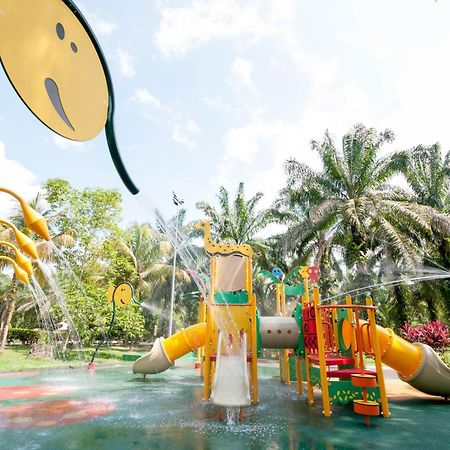 Hotel Felda Residence Hot Springs Sungkai Ngoại thất bức ảnh