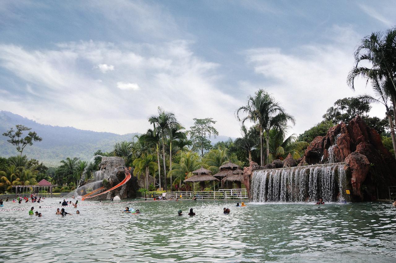 Hotel Felda Residence Hot Springs Sungkai Ngoại thất bức ảnh