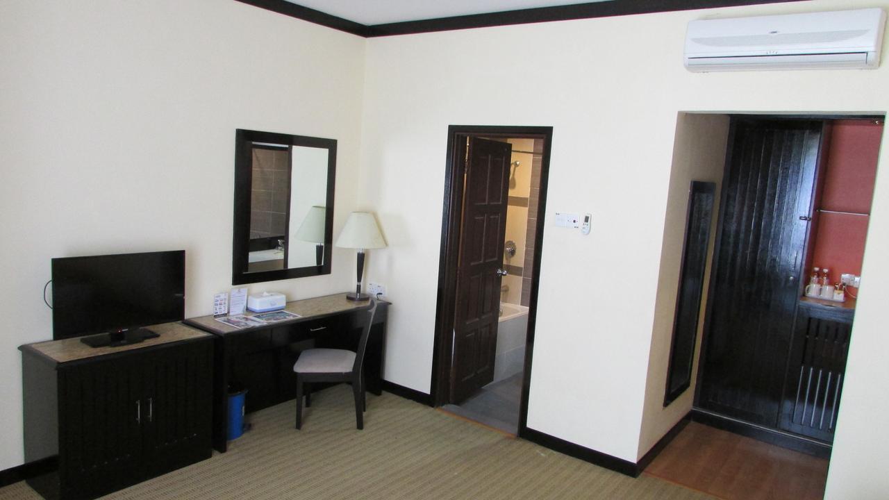 Hotel Felda Residence Hot Springs Sungkai Ngoại thất bức ảnh